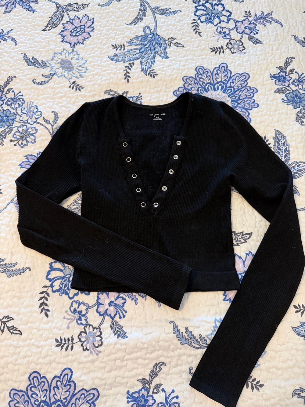 Urban Outfitters Black Ribbed Long-Sleeve V‑Neck Top with Grommet Trim